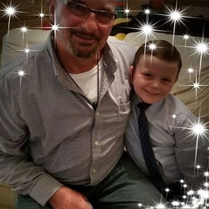 Meet your Posher, Dewaine